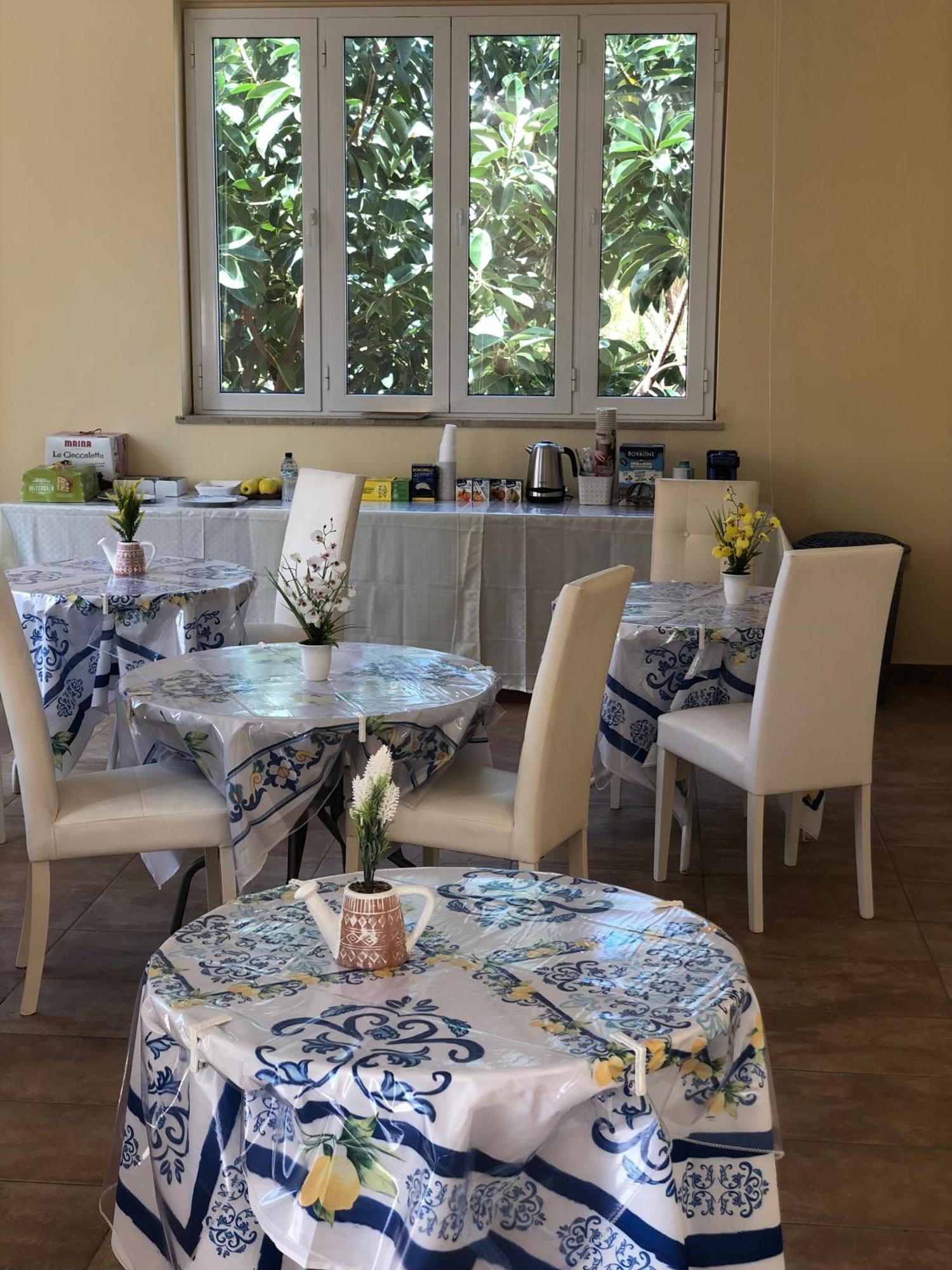 Thalassa Suite & Spa Reggio di Calabria Bagian luar foto